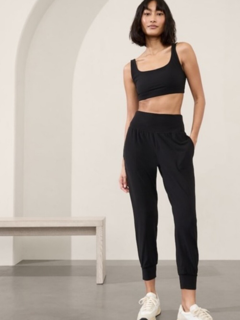 Athleta Black Salutation Jogger In Powervita S